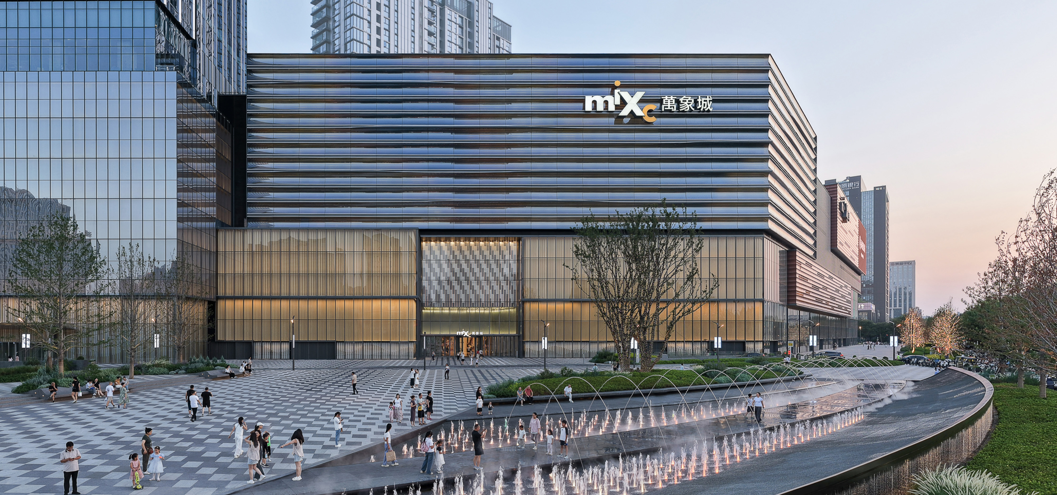 Lead8 Delivers Innovative “Urban Resort” Vision in Central China